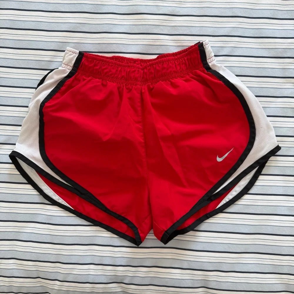 Nike dri fit shorts (size XS)